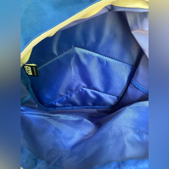 Star Wars R2-D2 Fuzzy Mini Backpack - Picture 2 of 3